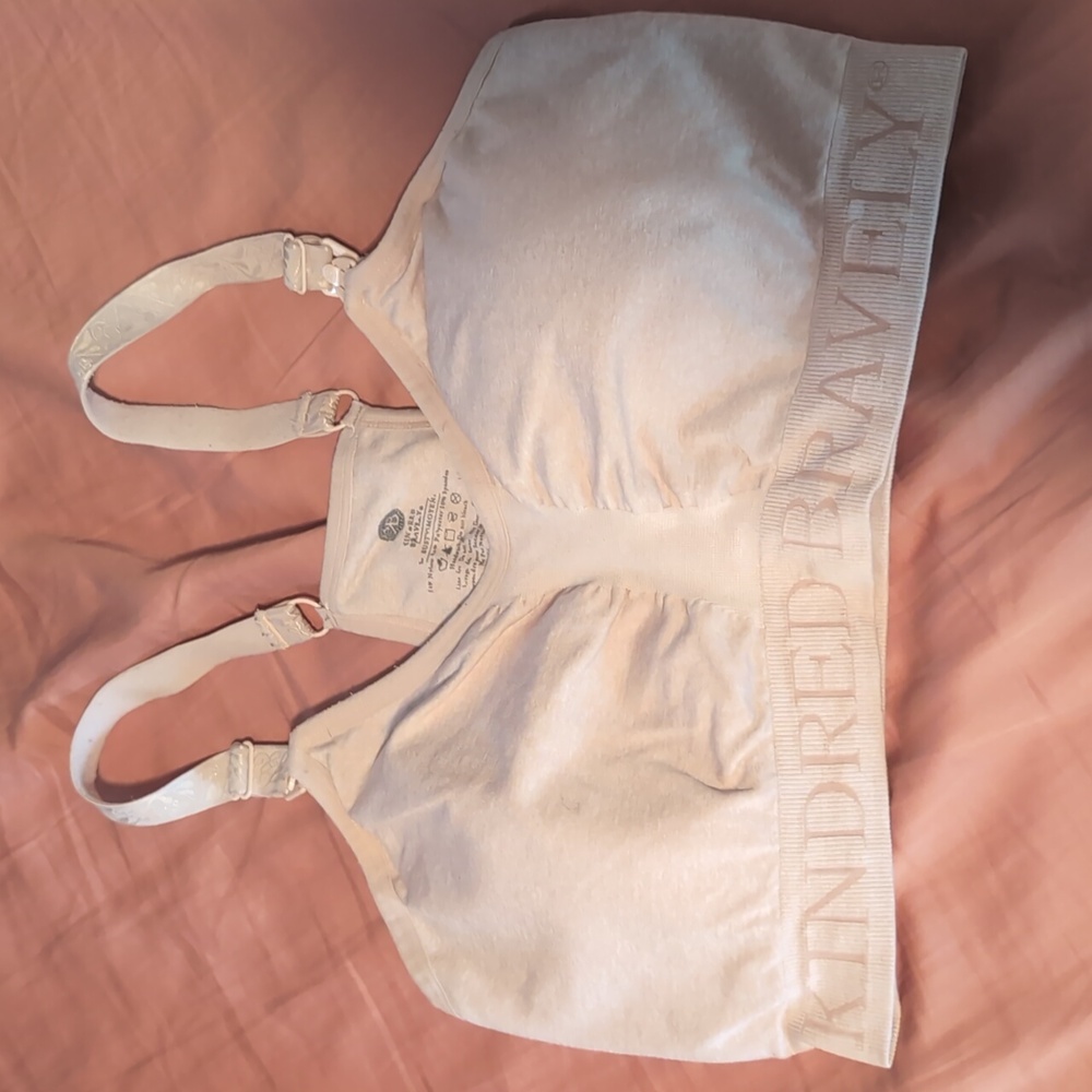 Kindred bravely nursing sports bra